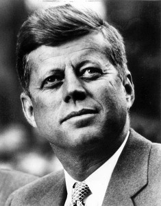 John_F._Kennedy,_White_House_photo_portrait,_looking_up